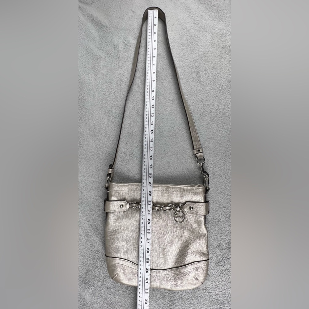 Coach Chain Duffle F19722 Pebbled Leather Crossbody Shoulder Bag Purse Metallic - Picture 3 of 9